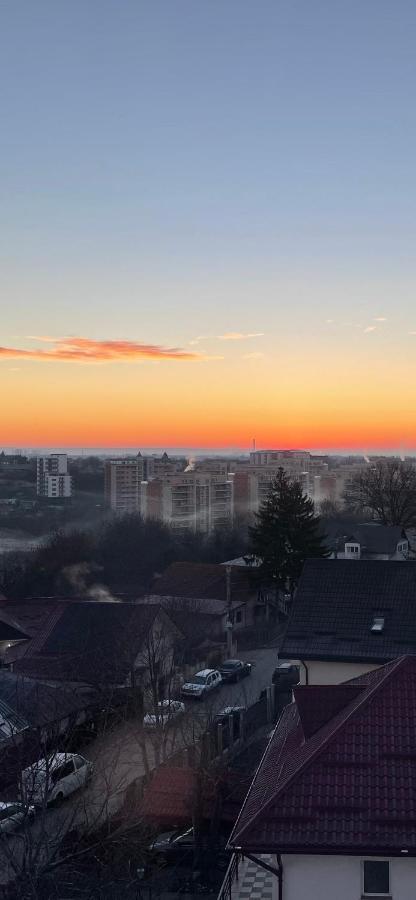 Cozy Apartment - Near Airport And Palas Mall ヤシ エクステリア 写真
